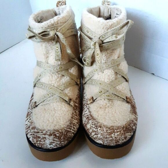 House of Harlow 1960 Women's size 7.5M Shearling Winter Ankle Boot - Picture 8 of 10